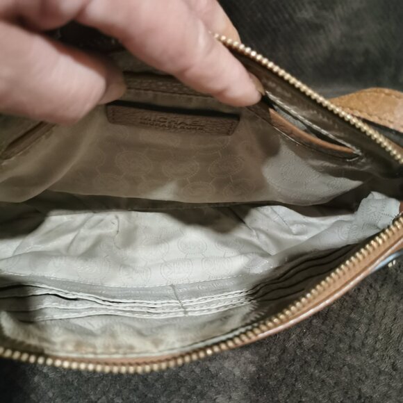 Tan Crossbody #230 - Picture 6 of 16